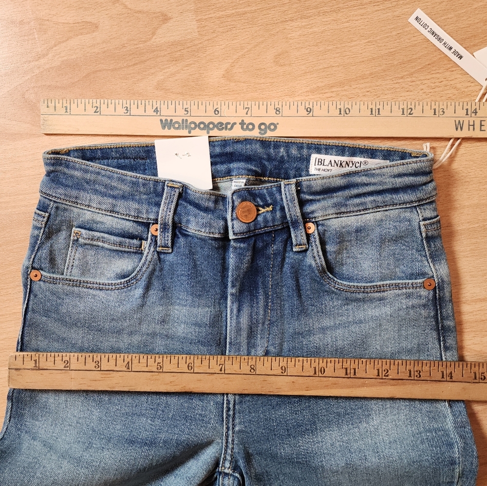 NWT Blank NYC Split Hem Mini Flare Hoyt Medium Wash Jeans Stretch Denim Size 24 - Picture 6 of 14